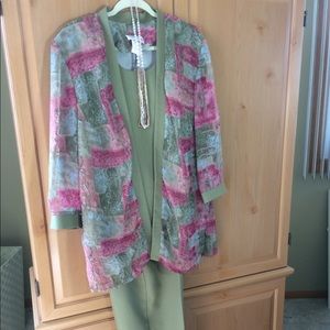 LADY DORBY Top and Pants Set